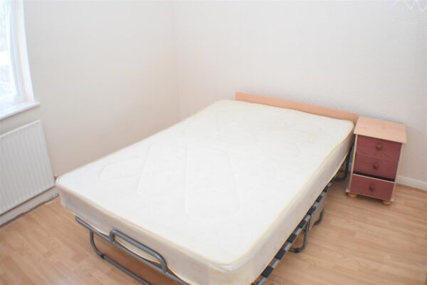 Brimsdown Avenue, Enfield