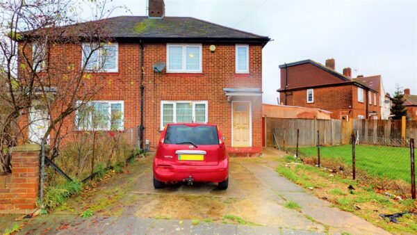 Weir Hall Avenue, London,  N18 1EB