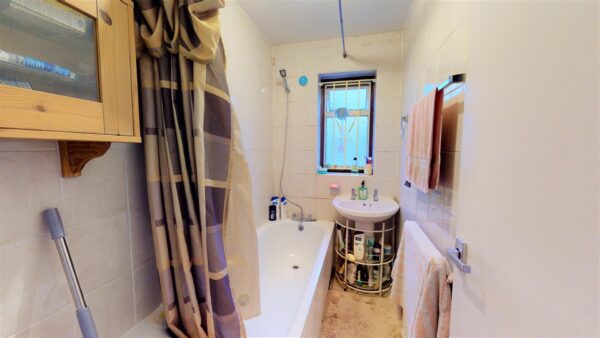 Albany Road, London, N18