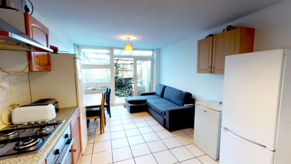 Lemsford close, Grovelands Road, London N15