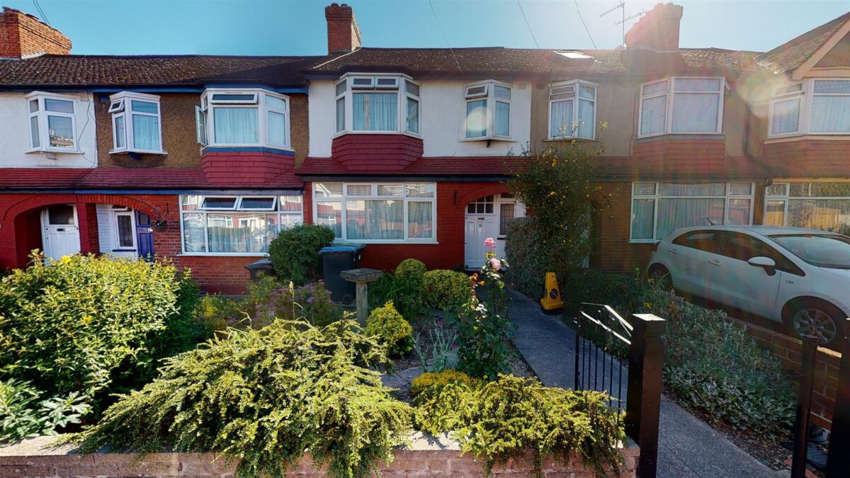 Rugby Avenue, London, N9 9EP