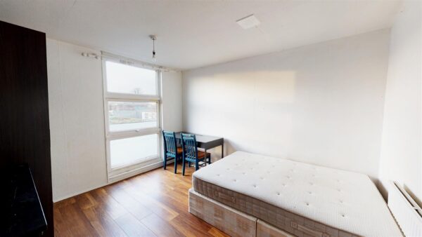 Lemsford close, Grovelands Road, London N15