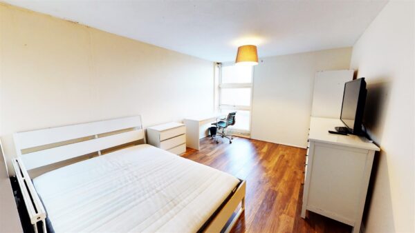 Lemsford close, Grovelands Road, London N15