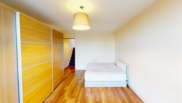 Lemsford close, Grovelands Road, London N15