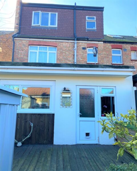 Aberdeen Road, London, N18