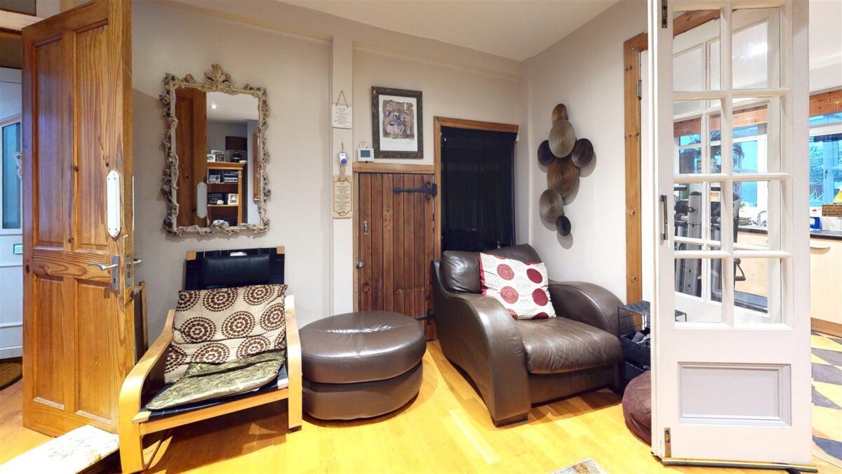 Brimsdown Avenue, Enfield EN3