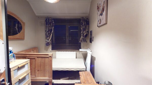 Brimsdown Avenue, Enfield EN3