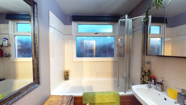 Brimsdown Avenue, Enfield EN3