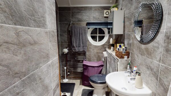 Brimsdown Avenue, Enfield EN3