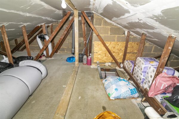 Dellow Close, Ilford IG2