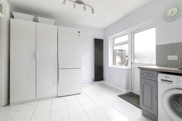 Northfield Road, Waltham Cross EN8