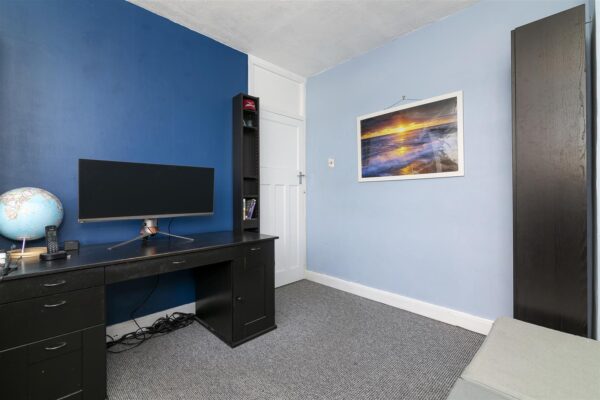 Northfield Road, Waltham Cross EN8