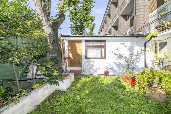 Robert burns house, Northumberland Park, N17