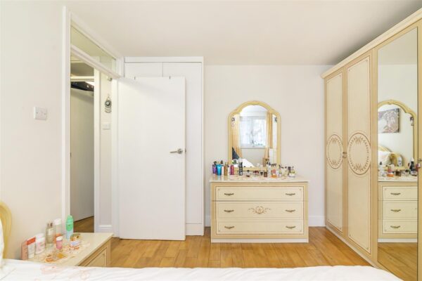 Robert burns house, Northumberland Park, N17