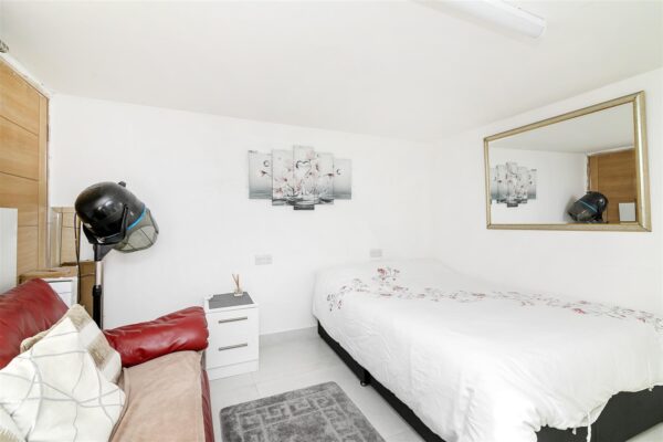 Robert burns house, Northumberland Park, N17