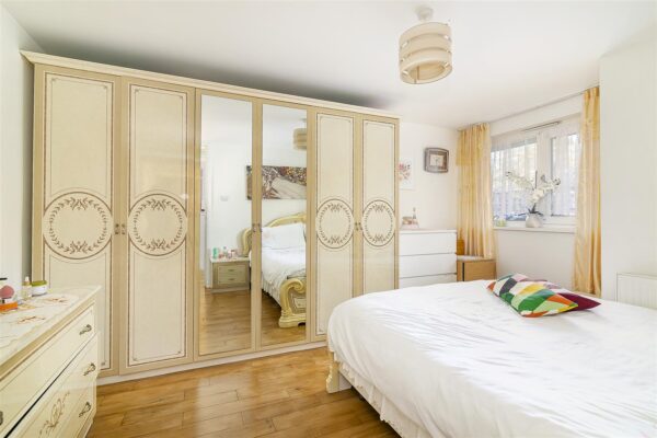 Robert burns house, Northumberland Park, N17