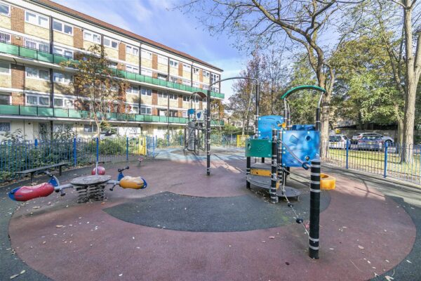 Robert burns house, Northumberland Park, N17