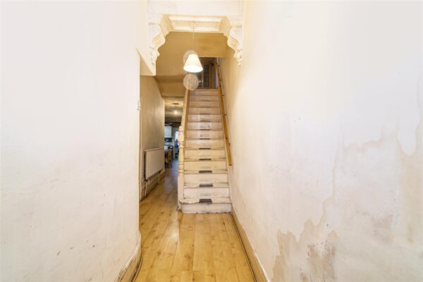 Chesterton Terrace, London