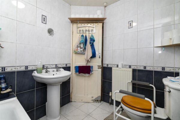 Chesterton Terrace, London