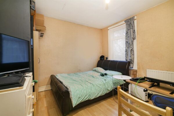 Chesterton Terrace, London