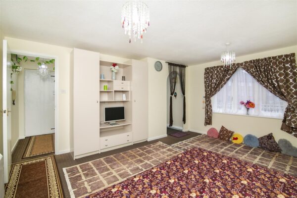 Swaythling Close, London