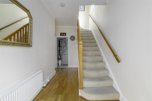 Bury Street West, London N9