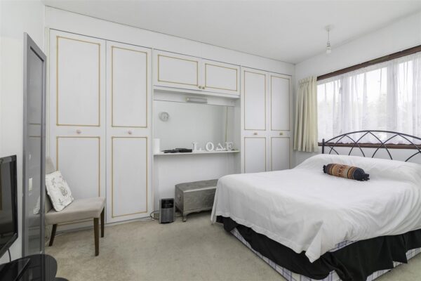 Bury Street West, London N9