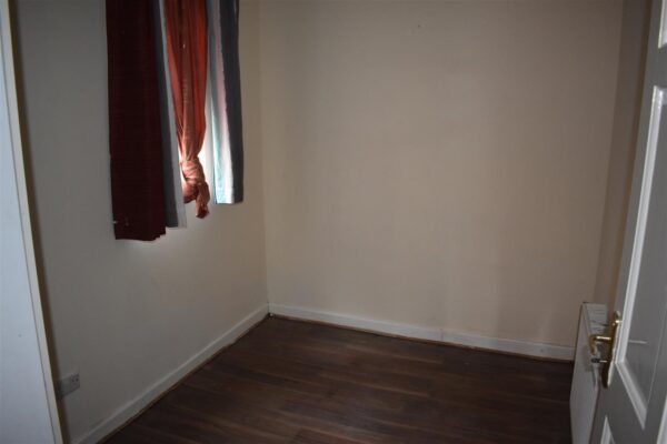 Stoneleigh Avenue, Enfield