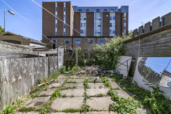 Thornley Close, London N17