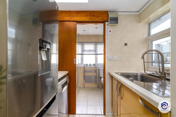 Raynham Avenue, London