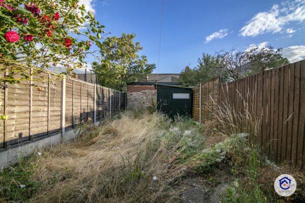 Morley Avenue, London