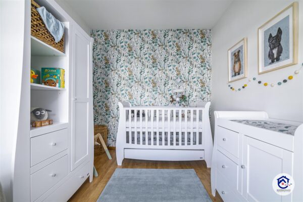 Raynham Avenue, London