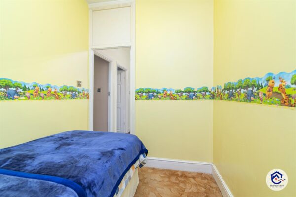 Oakfield Gardens, London