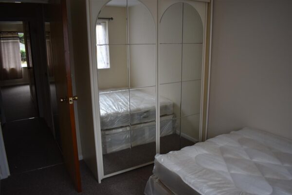 Grilse Close, London