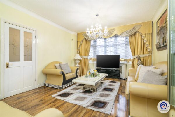 Oakfield Gardens, London