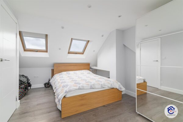 Weir Hall Avenue, London,  N18 1EB