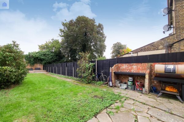 Shelbourne Road, London N17