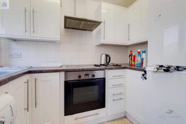 Riverside Close, London E5