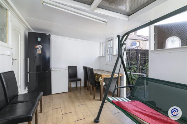 Dysons road, London N18