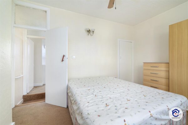 Dysons road, London N18