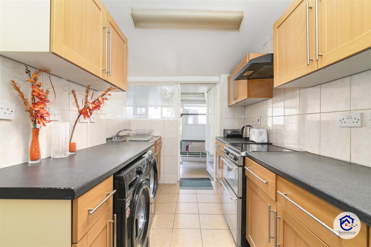 Dysons road, London N18