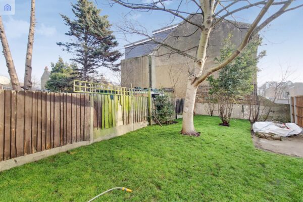 Vicarage Road, London N17