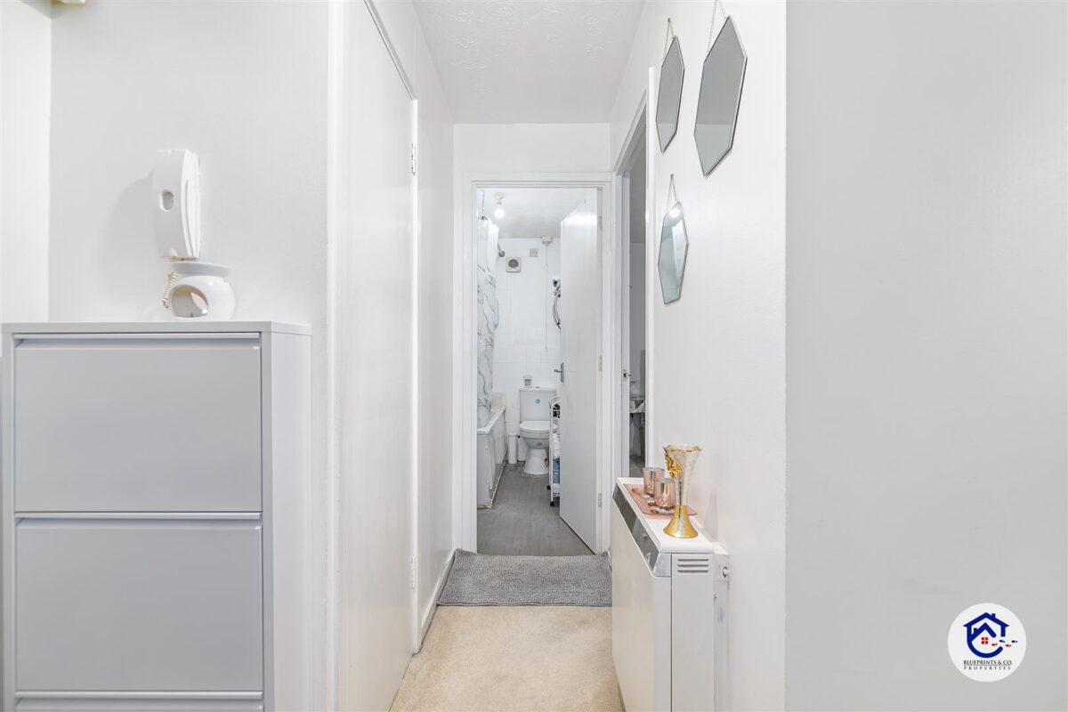 Acworth Close, London N9