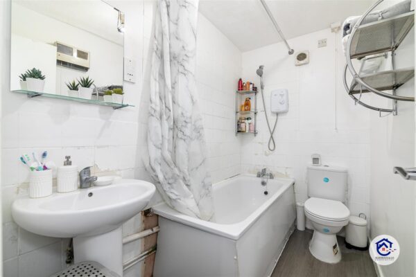 Acworth Close, London N9