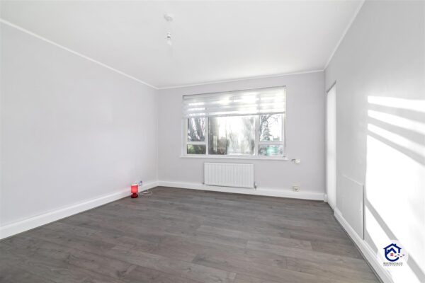 Merryhills Court, London N14