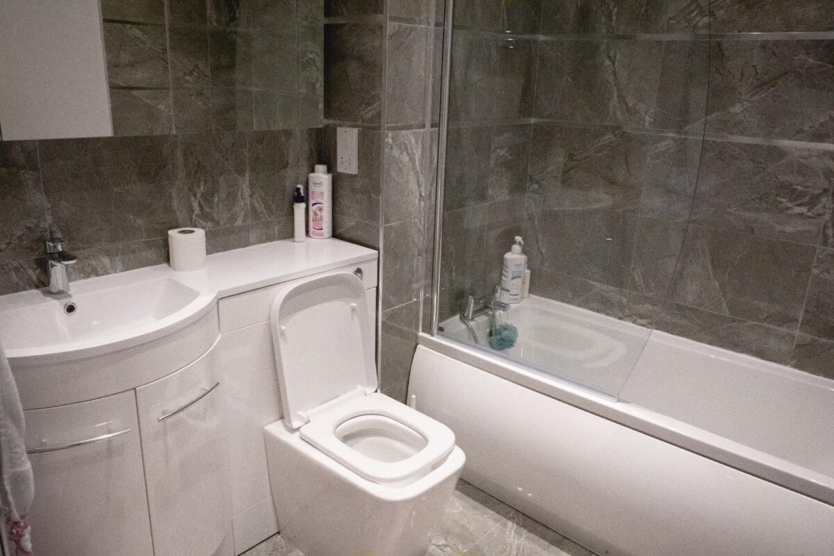 High Street, Hampton Hill, Hampton