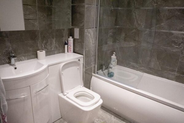 High Street, Hampton Hill, Hampton