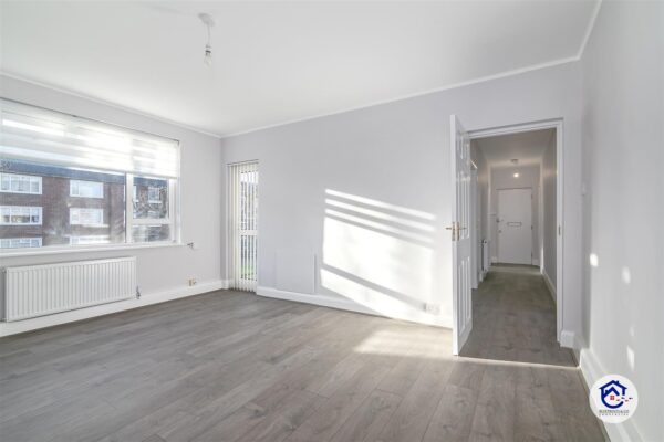 Merryhills Court, London N14