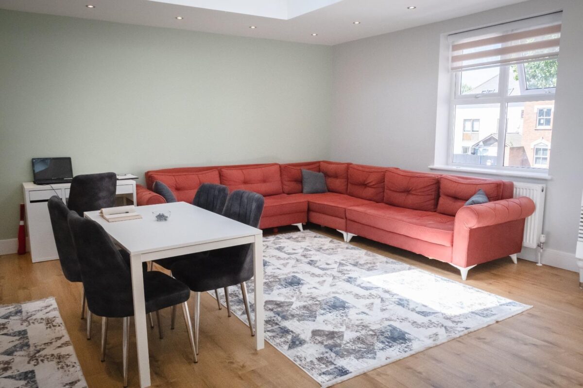 High Street, Hampton Hill, Hampton