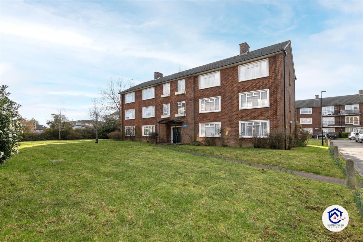 Merryhills Court, London N14
